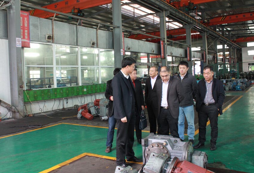 冯华东副市长莅临乐竞体育官网登录入口考察工作