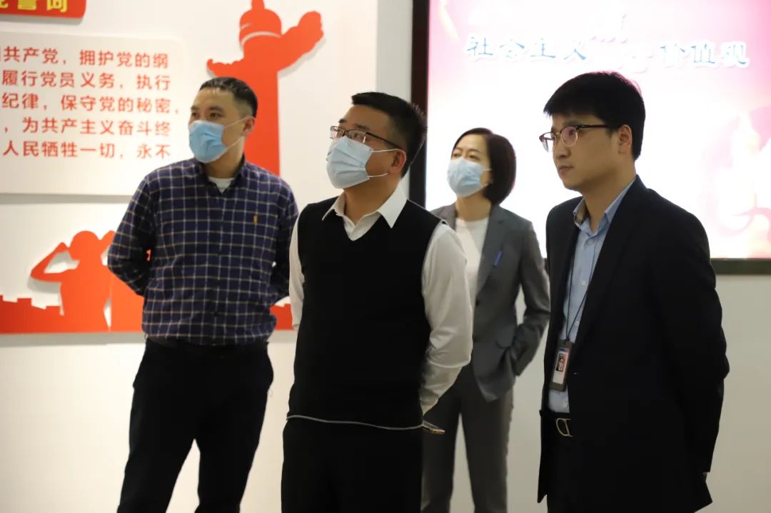 瑞安市人大常委会周晓华副主任一行莅临乐竞体育官网登录入口科技调研