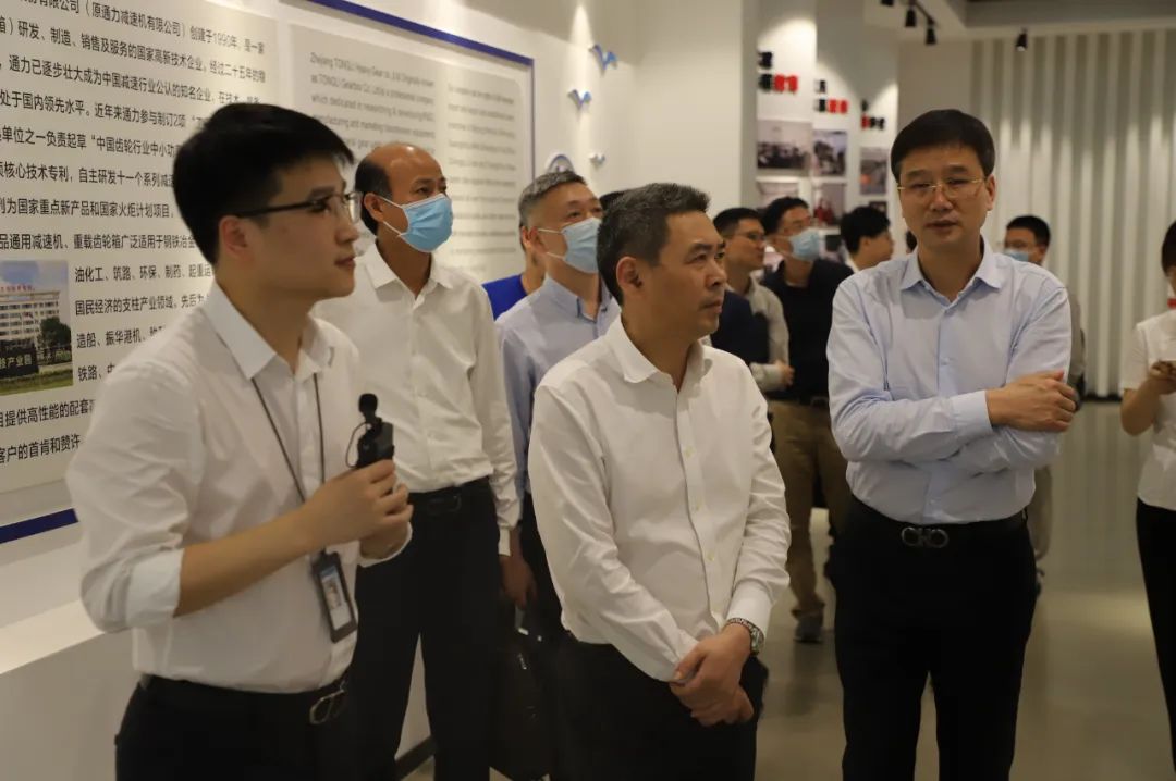 瑞安市人大常委会主任应希克一行莅临乐竞体育官网登录入口科技调研