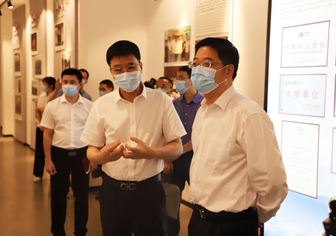 温州市委常委、市纪委书记、市监委主任张建明莅临乐竞体育官网登录入口科技调研